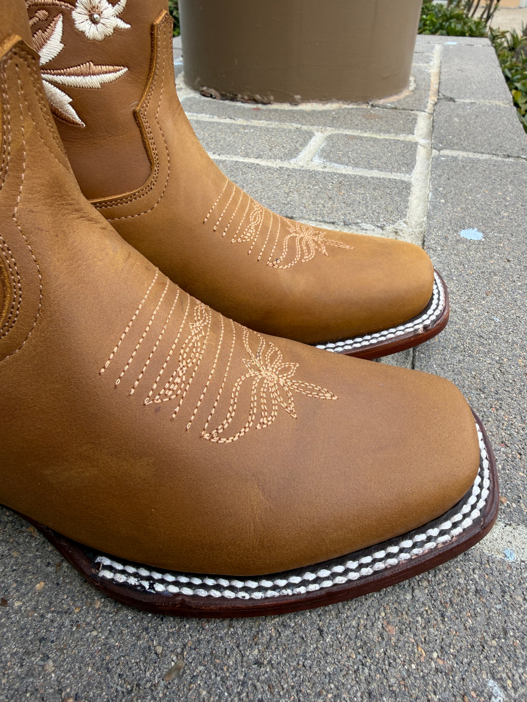 5 Ranch Women's Crazy Honey Leather Boots