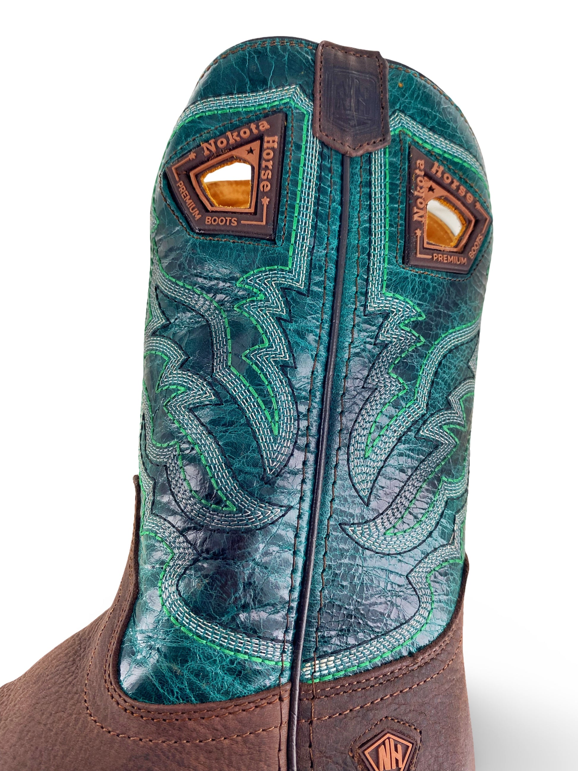 Nokota Horse Big Kids Columbia 15 Bisonte Tinker Choco Rubi Verde COL1532