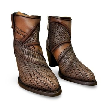 Cuadra | Wmns Botin de Res Crust Taupe Brown Laser Embroidered Stud Zipper 3F0TRS